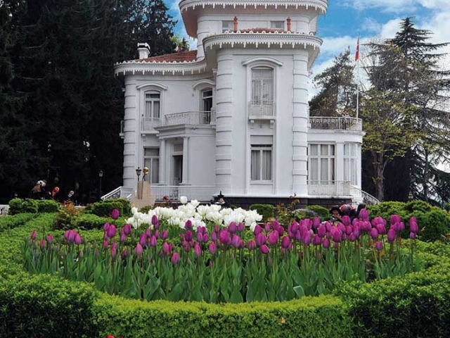 Iconic Eastern Black Sea Plateaus and Batumi Tour | 4-Night Stay, Flight Included, Departure from Ad...